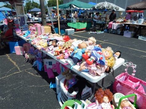 Discover local garage <strong>sales</strong> and <strong>yard sales</strong> near you to find great deals on new and used items for <strong>sale</strong>. . Yard sales cincinnati